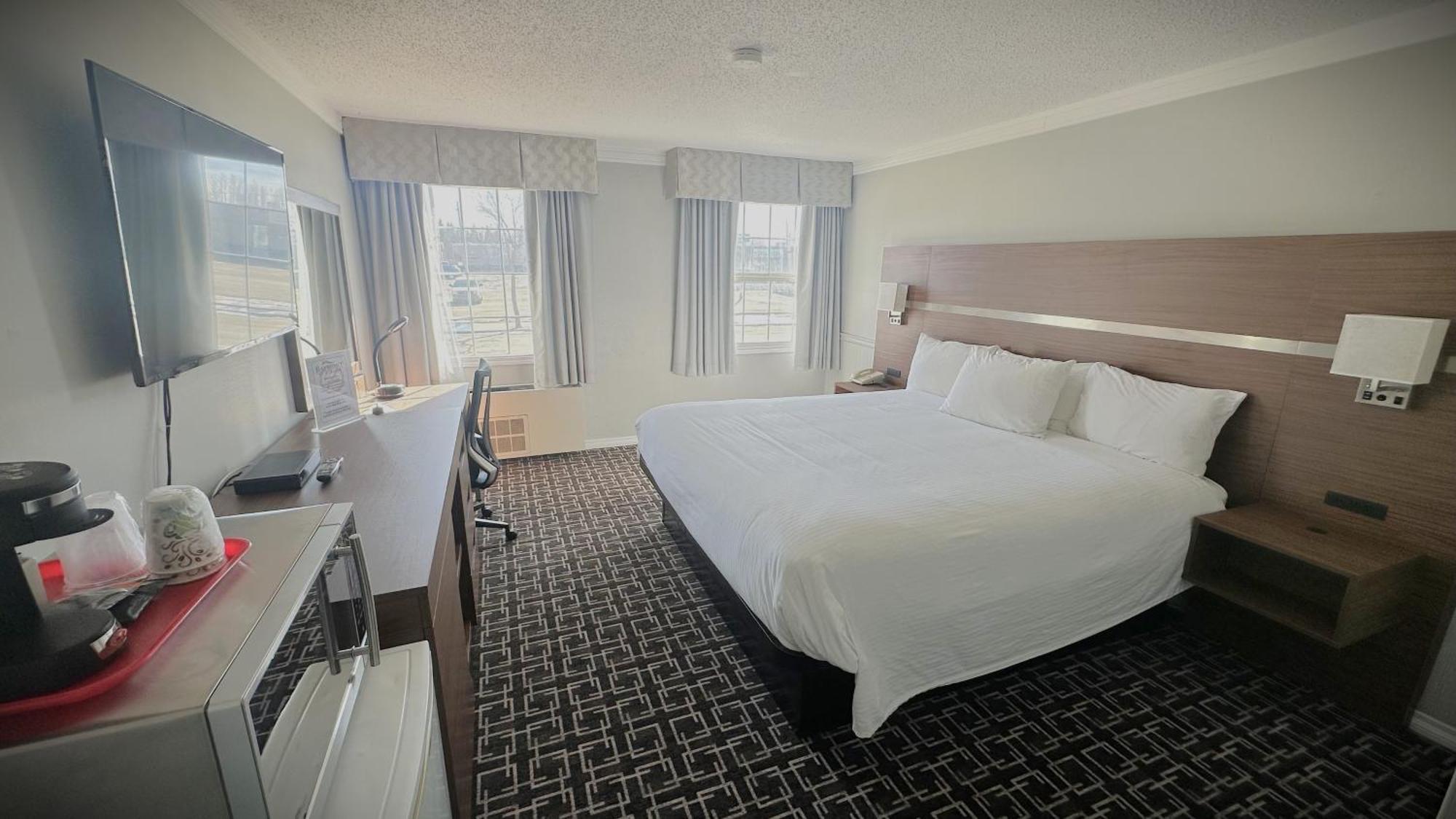 Baymont By Wyndham Edson Hotel Exterior foto