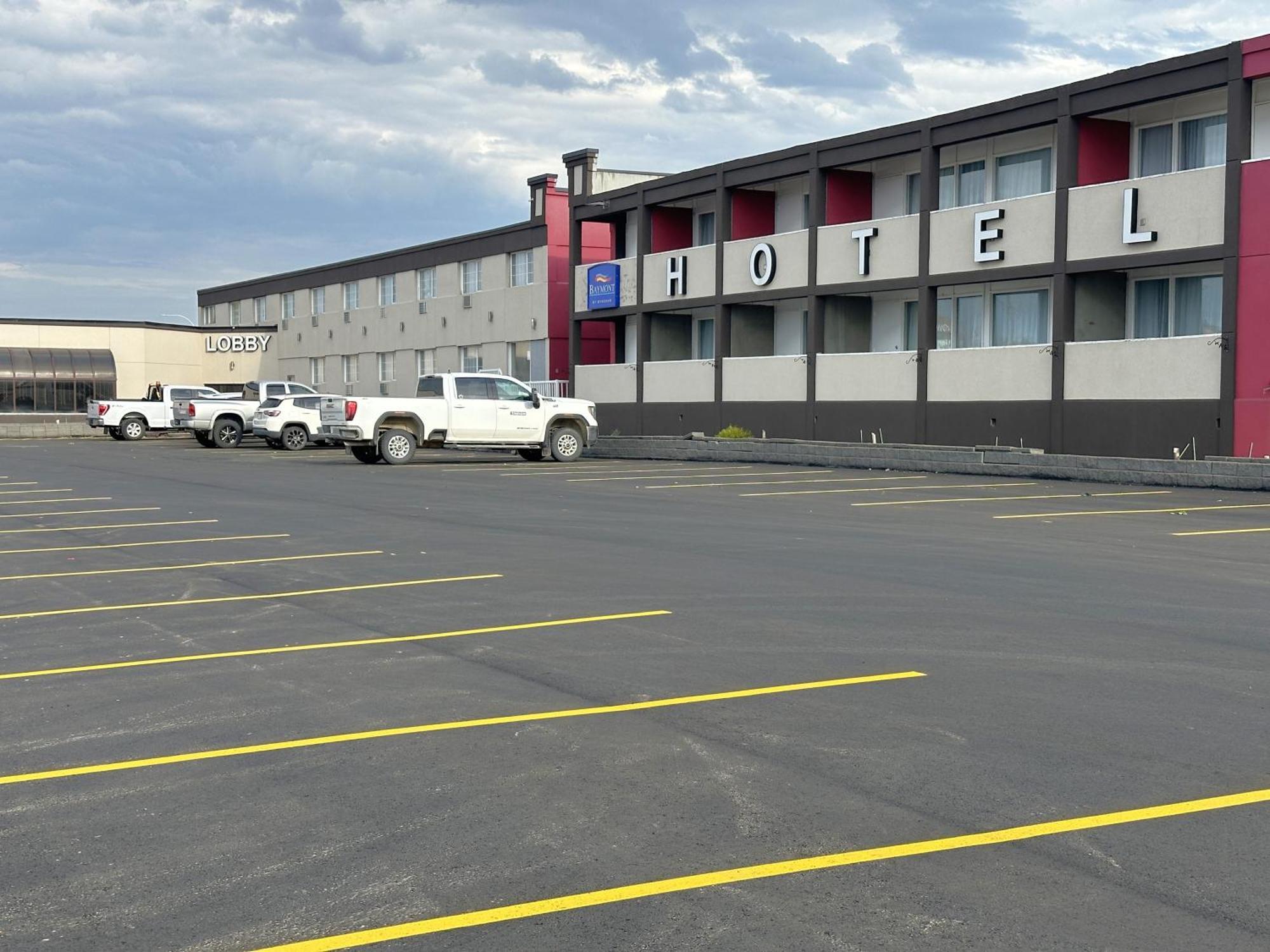 Baymont By Wyndham Edson Hotel Exterior foto